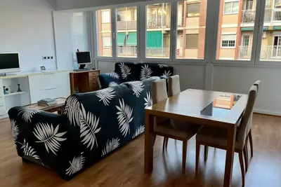 Image de Barcelone Grand appartement près de l'aéroport et du centre-ville