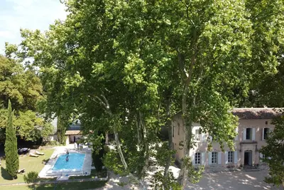 Superbe Mas/Bastide Xviii Provençal, authenticité  Calme magnifique vue Alpilles