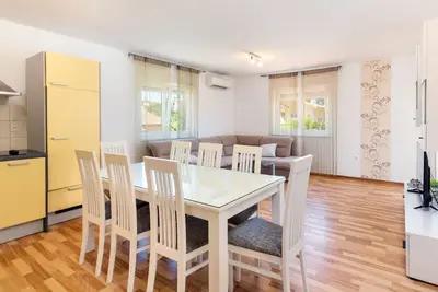 Image de Appartement de vacances pour 7 personnes env. 90 qmà Medulin, Istrie (Côte sud de l'Istrie)