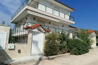 Image de Villa Diana-Vacances au coeur de la Riviera d'Athènes!