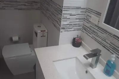 Image de Appartement contemporain luxueux et sécurisé - Kingston