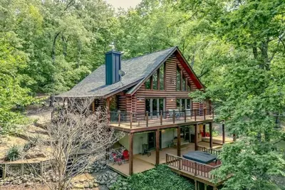 Image de Retraite de la rivière Blanche nichée sur Crooked Creek! Pêche / natation incroyable!