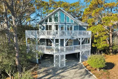 Image de Dogfish | 300 m de la plage