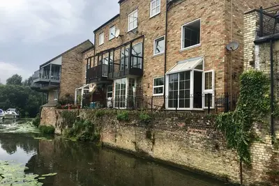 Image de River Courtyard Apartment - St Neots