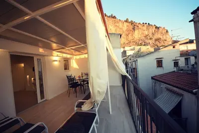 Image de Lo Duca Terrace - Centre Historique de Cefalù