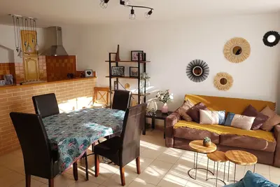 Image de Bienvenue \" Chez Romane \" Aiguèze