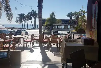Image de bel appartement en bord de mer
