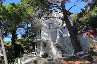 Image de Appartement de trois chambres avec le balcon et la vue sur le mer Marusici, Omis (A-956-b)