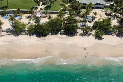 Image de Lifestyle Tropical Beach Resort & Spa All Inclusive Queen Bed & King