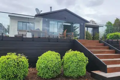 Image de Mangue Bach avec vue sur le lac