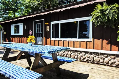 Image de Cabines de villégiature Pov - Turtle's Hideaway (2 Bdrm) - Unité 12