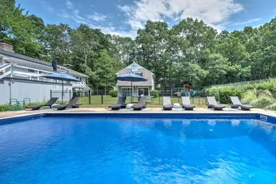 Image de Nouvelle Liste: séjour spacieux, escapade parfaite, plan d'étage ouvert lumineux, grande terrasse incroyable, vacances id��ales!