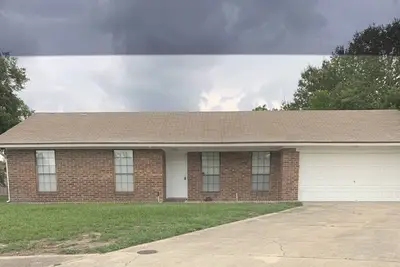 Image de Famille unique \"Bright-House\" 3/2 pour U