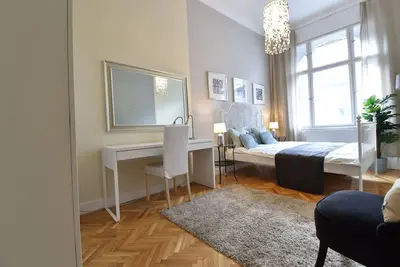 Image de Jolie 4 chambres / 3 salles de bain / 2 balcons