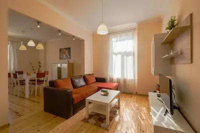 Image de Maison familiale | Place des Esclaves