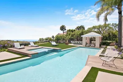 Image de Villa Azure The Beverly Hills hotel vibe in Malibu
