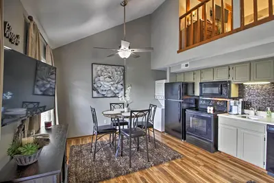Image de Nouveau! Cozy Condo sur le lac Taneycomo, 8. 8mi à la Ddc!