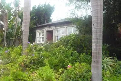 Image de Molly's Beach Cottage - Escapade parfaite, Cottage de plage amélioré
