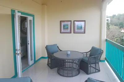 Image de Charme 1br apt w / balcon et coucher de soleil sur l'océan