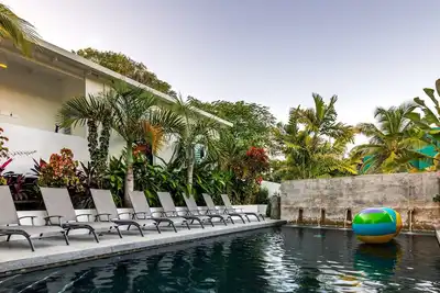 Image de Palm Cottages - Composé entier - Oasis tropicale