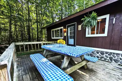 Image de Cabines de villégiature Pov - Beaver's Den (2 Bdrm) - Unité 5