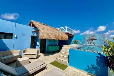 Image de 2 Bdr Piscine privée Penthouse / Bbq / Parking / Services de l'hôtel