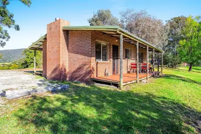 Image de Braeside Cabin Two - Alphitonia