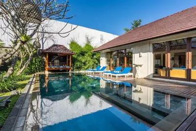 Image de Villa de deux chambres près de Seminyak, à 2 minutes à pied de la plage