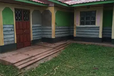 Image de La propriété est située dans le village de Kanusin, près de l’école Chepeyan, près des routes principales