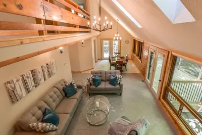 Image de Le joyau caché près du casino / du lac Couchiching