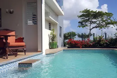 Image de \"Het Catshuis\" Belle vue et piscine privée située au sommet de la colline