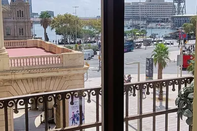 Image de Appartement RÉNOVÉ Sur Las Ramblas Avec Vue Sur Le Port