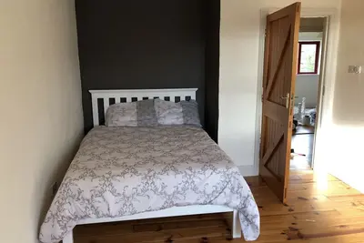 Image de Un chalet confortable dans un cadre pittoresque et calme à Murrisk, Westport. 4-6 personnes.