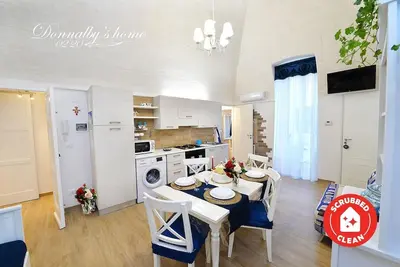 Image de Donnalby Maison au premier étage avec terrasse
