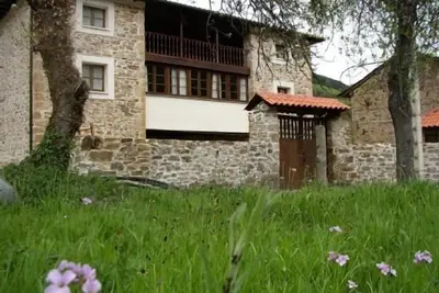 Image de Apartamentos Rurales Ca Lulón Pour 4 Personnes