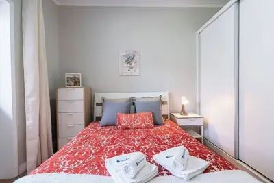 Image de 2 appartements lumineux et confortables avec terrasse | Ace Lieu