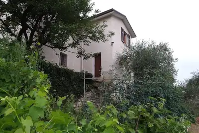 Image de Maison à flanc de colline avec vue mer sur le golfe de Tigullio
