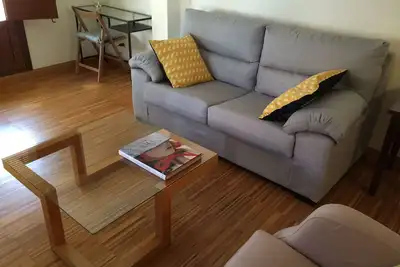 Image de Appartement urbain. Réservez l'appartement pour des jours, des semaines ou des mois.