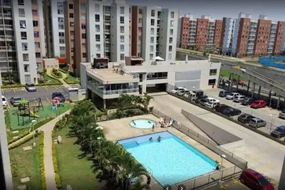Image de Supercondo! Chez moi loin de chez moi, tu es chez moi