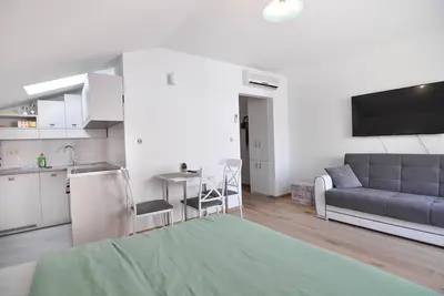 Image de Appartement avec vue sur la mer et parking gratuit à quelques minutes à pied de la plage