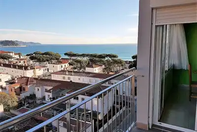 Image de Bravaholidays-11-Superbes vues sur la mer en 1ère ligne, piscine, 1 chambre