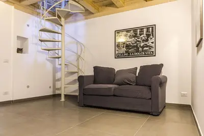 Image de La Dolce Vita - Duplex stylé près des sites d'intérêt de la ville (Wifi / Climatisation)