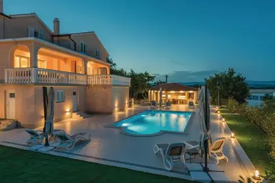 Image de Superbe maison de 3 chambres à Krk