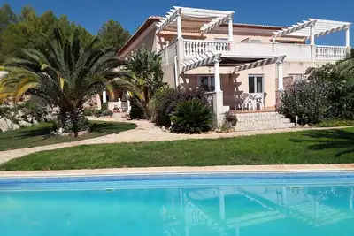 Image de Appartement confort avec terrasse au bord de la piscine