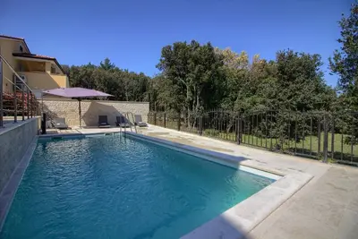 Image de Maison de vacances pour 10 personnes env. 200 qmà Banjole, Istrie (Istrische Riviera)