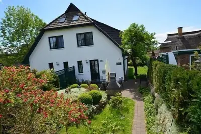 Image de Maison de vacances Groß Zicker pour 1 - 8 personnes avec 5 chambres à coucher - Maison de vacances