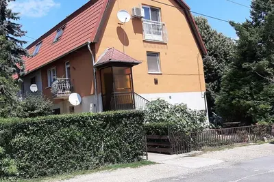 Image de Appartement de vacances Fonyód pour 1 - 4 personnes avec 1 chambre à coucher - Maison mitoyenne