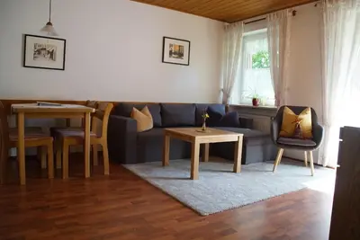 Image de Appartement au rez-de-chaussée (60qm) avec deux chambres séparées