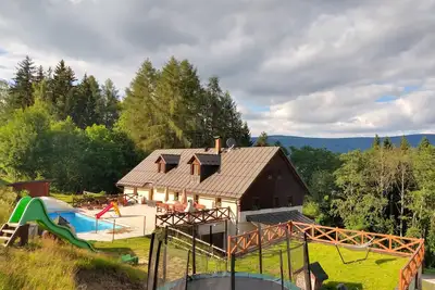 Image de Chalet entier avec piscine, pour 20 personnes