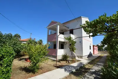 Image de Appartement de vacances Malinska pour 1 - 5 personnes avec 2 chambres à coucher - Appartement de vac